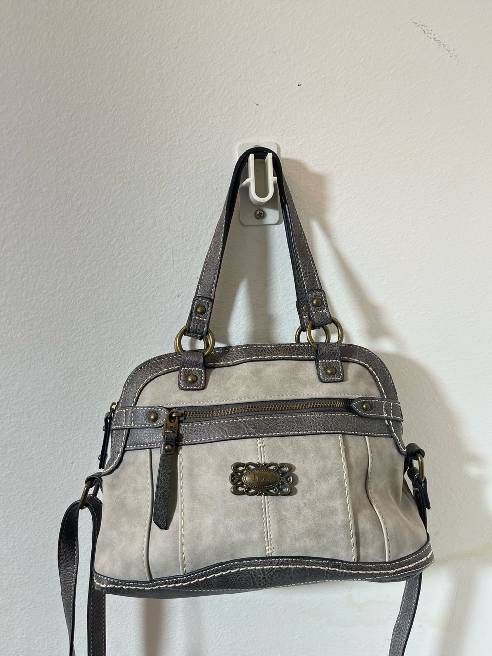 B.O.C Gray Two Tone Boho Shoulder Bag Zip Closure Medium Purse